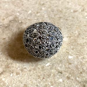 Marcasite ring